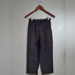 Briggs Petite Capris With Gold Trim